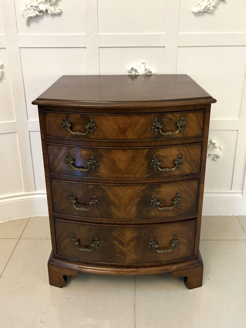 Antique Edwardian Quality Figured Mahogany Bow Fronted Chest of Four Drawers - Image 2